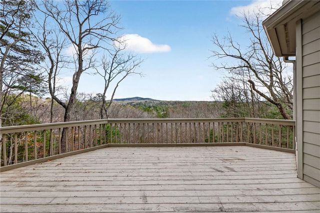 1027 Hunters Trace, Jasper, GA 30143