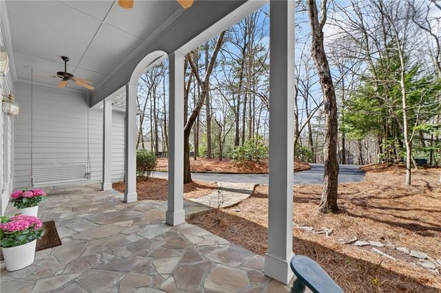 1027 Hunters Trace, Jasper, GA 30143