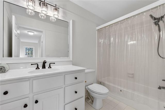 1027 Hunters Trace, Jasper, GA 30143