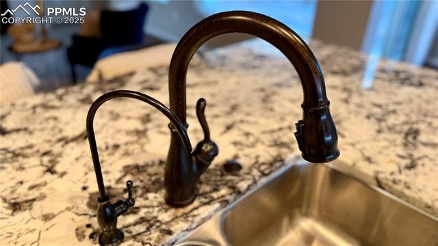 6742 Golden Briar Lane, Colorado Springs, CO 80927