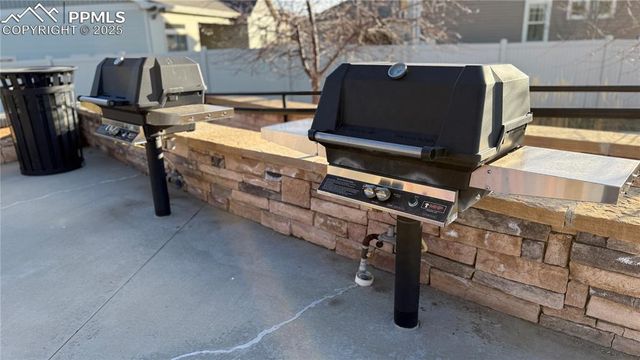 6742 Golden Briar Lane, Colorado Springs, CO 80927