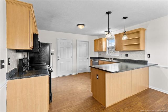 132 Ranier Drive, Raeford, NC 28376