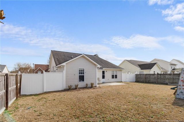 132 Ranier Drive, Raeford, NC 28376
