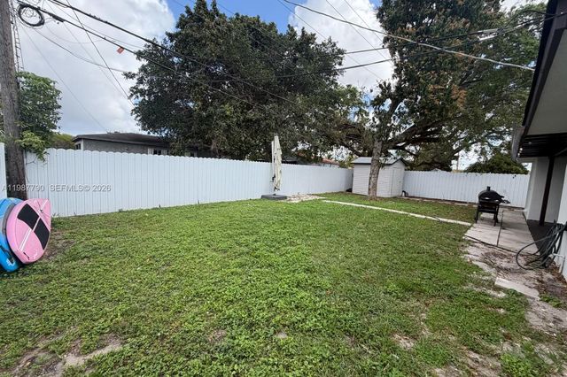 8747 NW 36th Ave, Miami, FL 33147