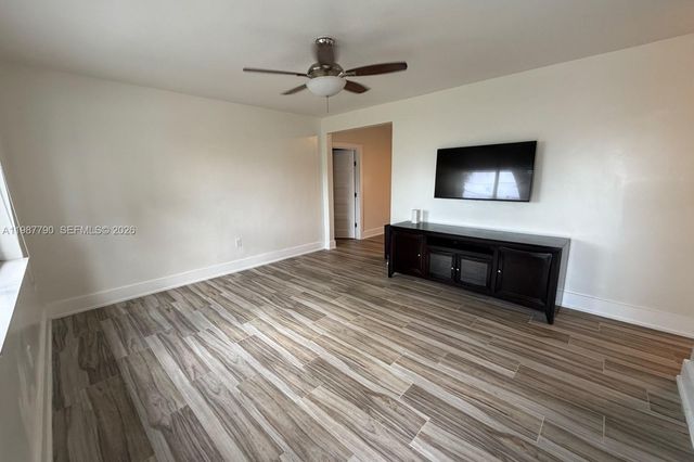 8747 NW 36th Ave, Miami, FL 33147