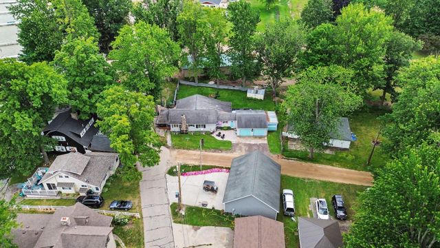 2100 Strait Tow Boulevard, Crystal Twp, MI 48818