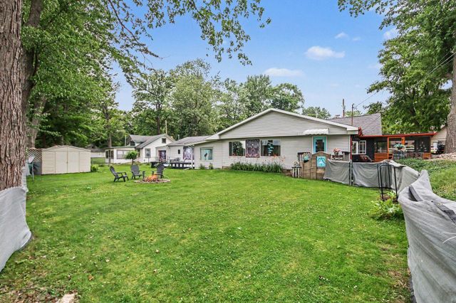 2100 Strait Tow Boulevard, Crystal Twp, MI 48818