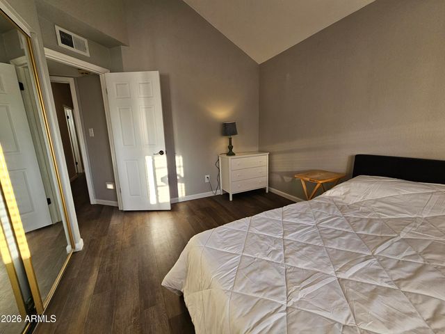 2144 E CENTER Lane 3, Tempe, AZ 85281