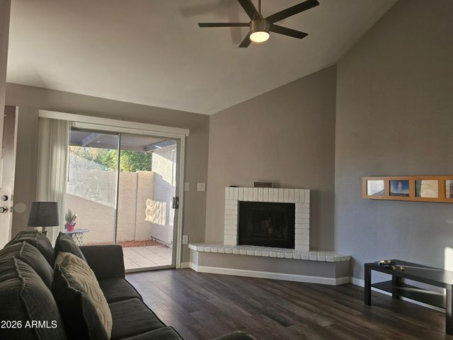 2144 E CENTER Lane 3, Tempe, AZ 85281