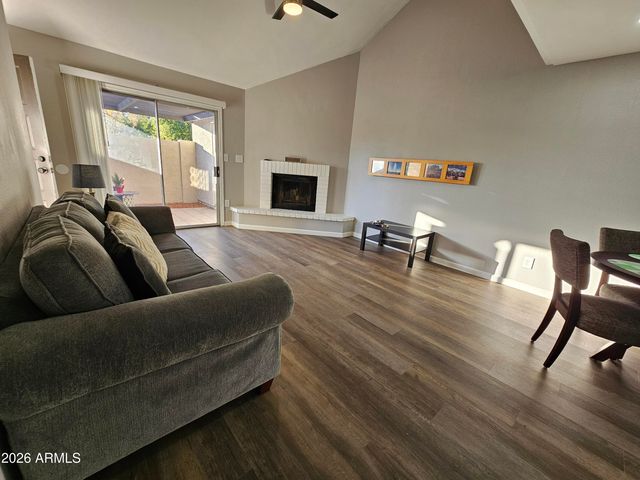 2144 E CENTER Lane 3, Tempe, AZ 85281