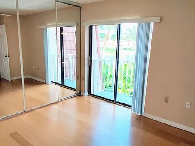 707 Mill Valley Place, West Palm Beach, FL 33409
