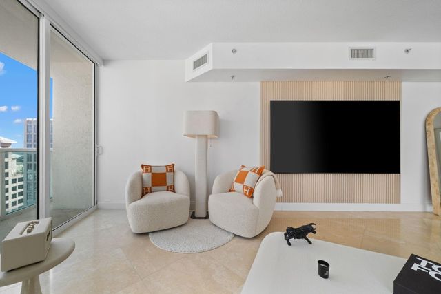 350 SE 2nd Street 2670, Fort Lauderdale, FL 33301