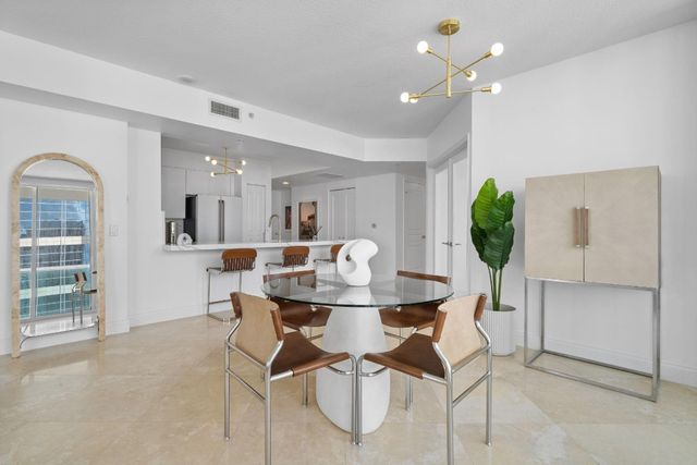 350 SE 2nd Street 2670, Fort Lauderdale, FL 33301