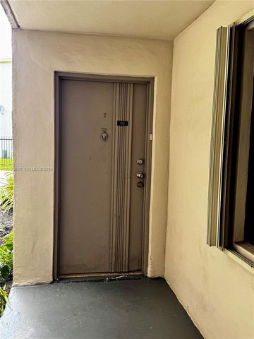 1121 SW 122nd Ave 112-2, Miami, FL 33184