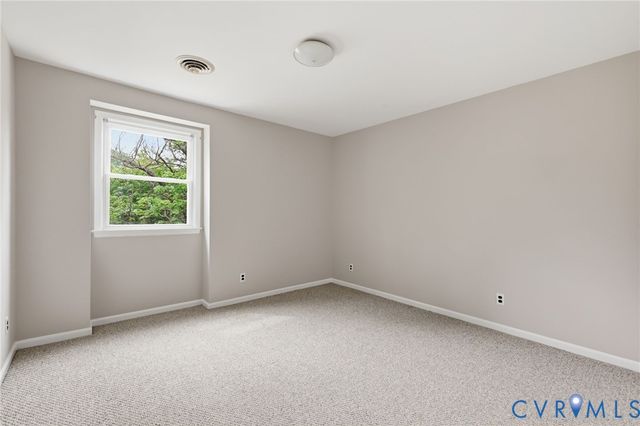 4548 Ridgecrest Ln, Colonial Heights, VA 23834