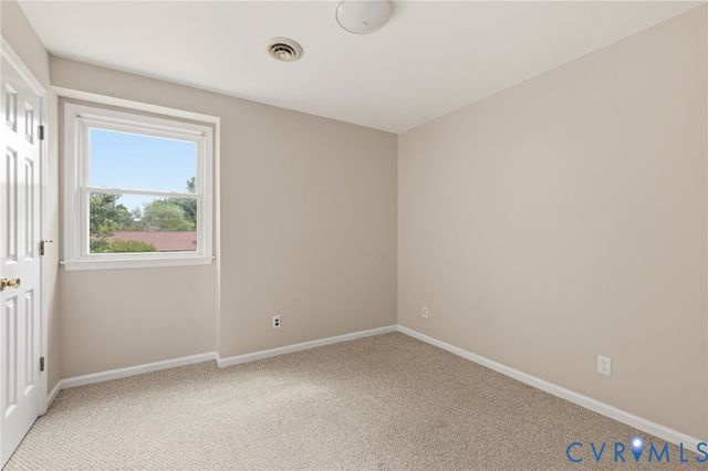 4548 Ridgecrest Ln, Colonial Heights, VA 23834