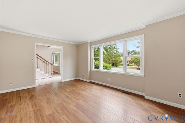 4548 Ridgecrest Ln, Colonial Heights, VA 23834