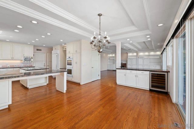 595 Rosecrans Street, San Diego, CA 92106