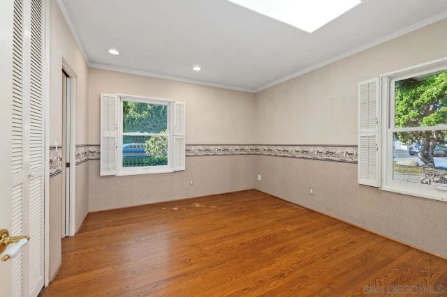 595 Rosecrans Street, San Diego, CA 92106