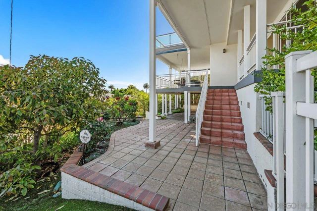 595 Rosecrans Street, San Diego, CA 92106