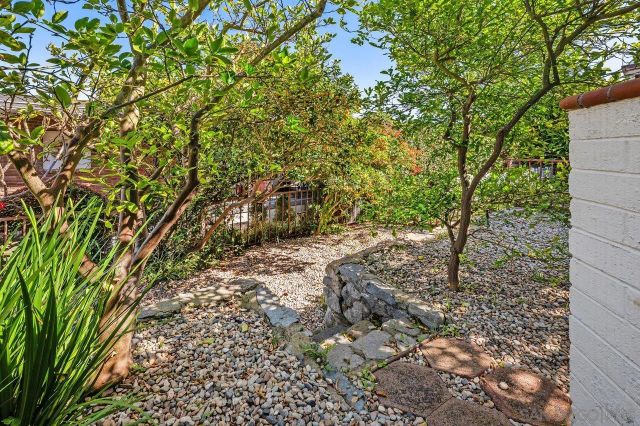 595 Rosecrans Street, San Diego, CA 92106