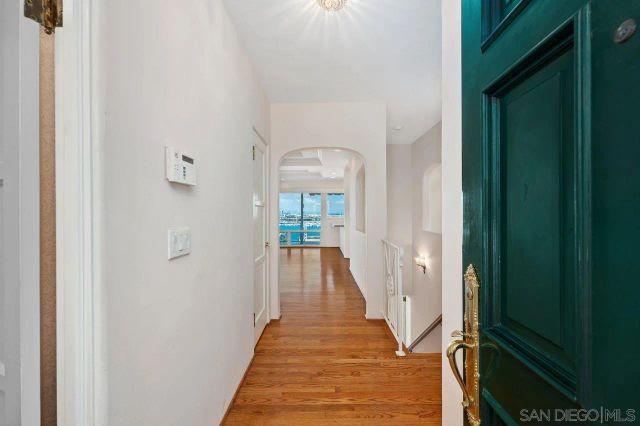 595 Rosecrans Street, San Diego, CA 92106