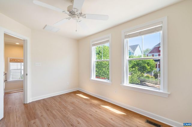 233 HUNTLEY AVE, Charlottesville, VA 22903