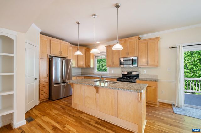 233 HUNTLEY AVE, Charlottesville, VA 22903
