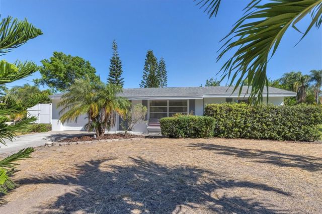 2323 DOUD STREET, Sarasota, FL 34231