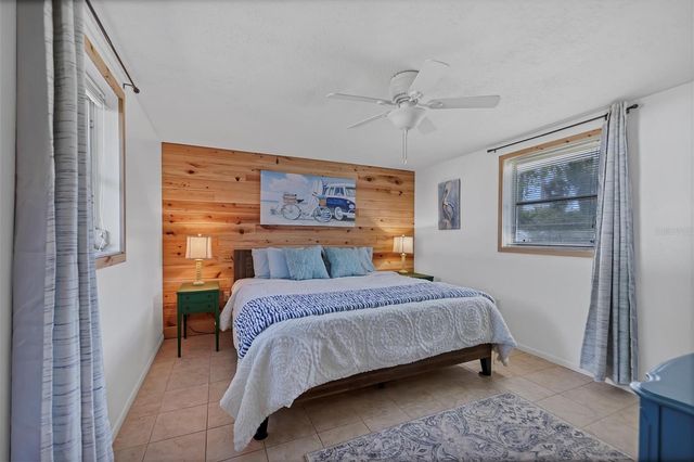 2323 DOUD STREET, Sarasota, FL 34231