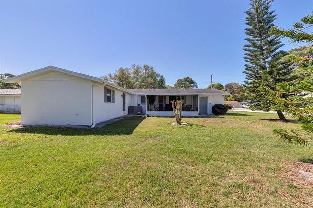 2323 DOUD STREET, Sarasota, FL 34231