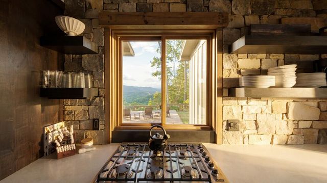633 Wilderness Way, Blue Ridge, GA 30513
