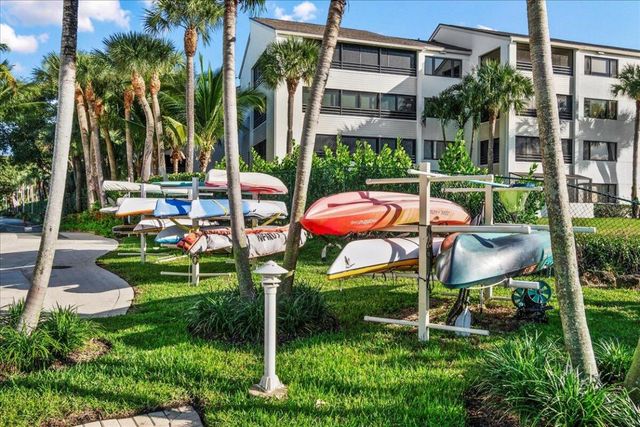 144 Bay Colony Drive N Penthouse, Juno Beach, FL 33408