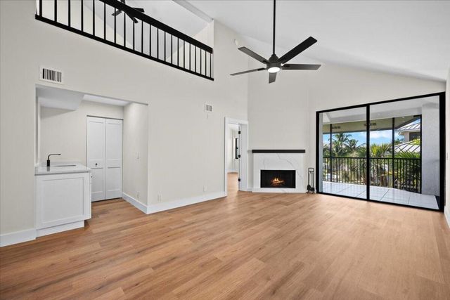 144 Bay Colony Drive N Penthouse, Juno Beach, FL 33408