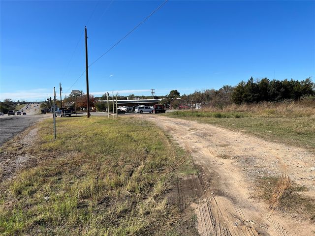 1505 Fort Worth Highway, Weatherford, TX 76086
