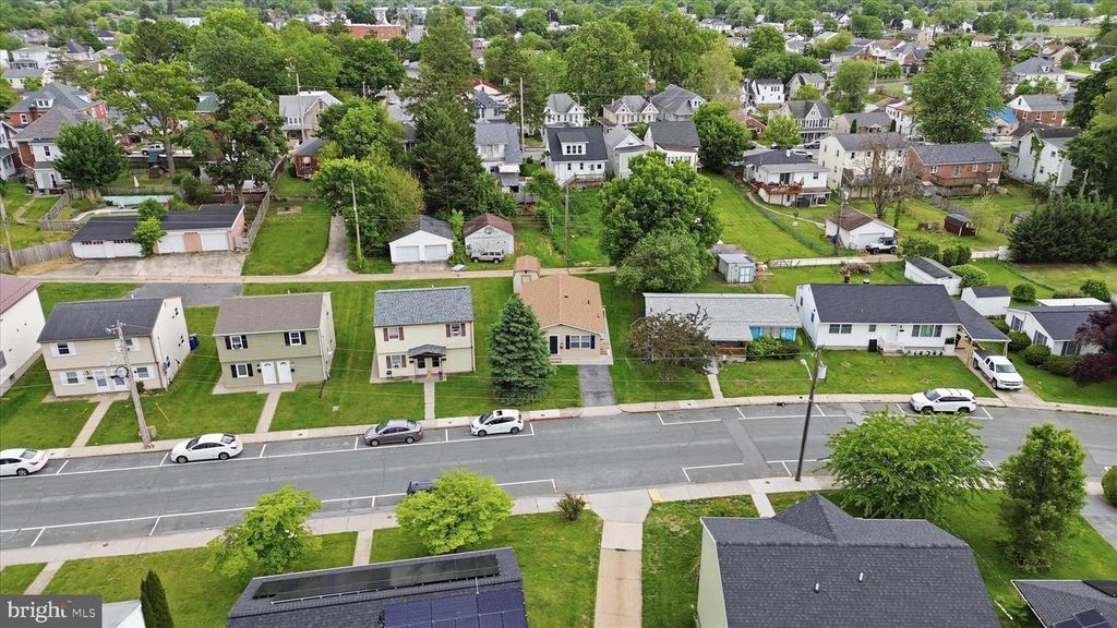 Image 34 of property listing at 860 PINE ST, Hagerstown, MD 21740