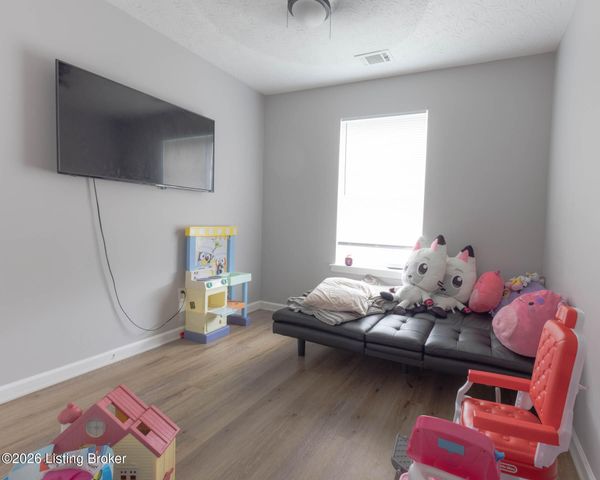 94 Lee Nor Mack St, Shelbyville, KY 40065