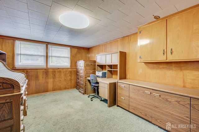 77 Woodside Avenue, Metuchen, NJ 08840