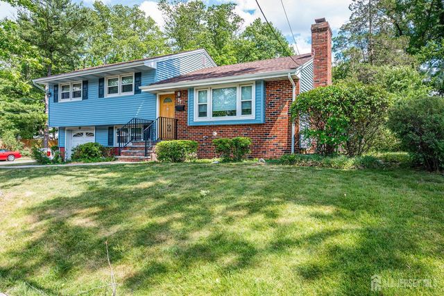 77 Woodside Avenue, Metuchen, NJ 08840