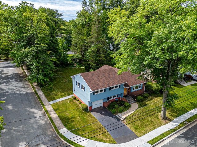 77 Woodside Avenue, Metuchen, NJ 08840