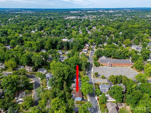 77 Woodside Avenue, Metuchen, NJ 08840
