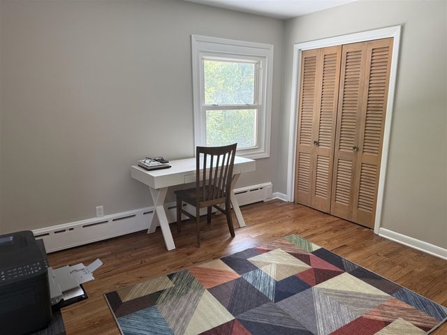 1122 W Green Street, Hastings, MI 49058