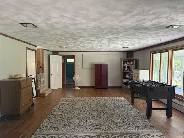 1122 W Green Street, Hastings, MI 49058