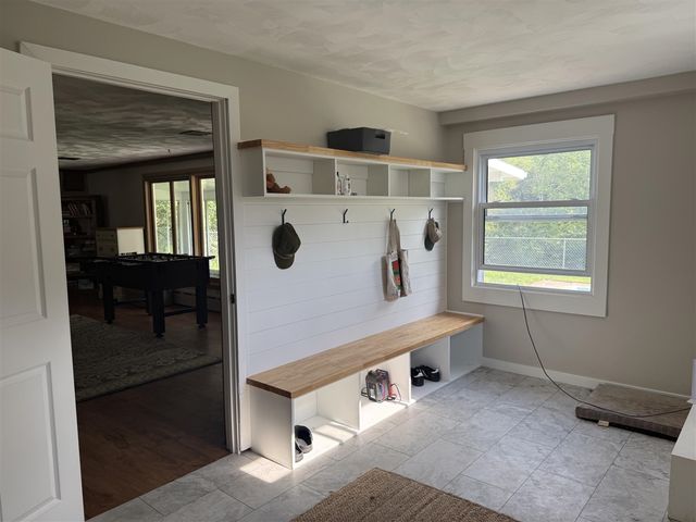 1122 W Green Street, Hastings, MI 49058
