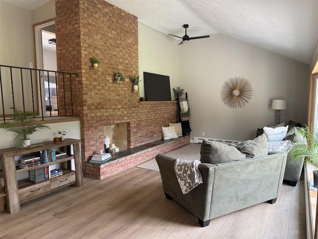 1122 W Green Street, Hastings, MI 49058