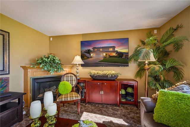 1098 Silver Star, Banning, CA 92220