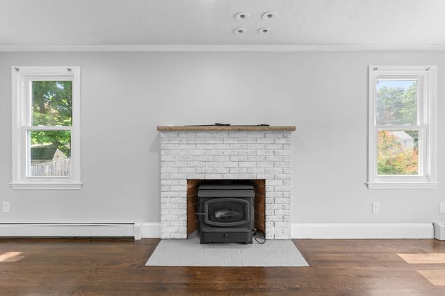 5 Tuckoosa Cir, Bridgewater, MA 02324