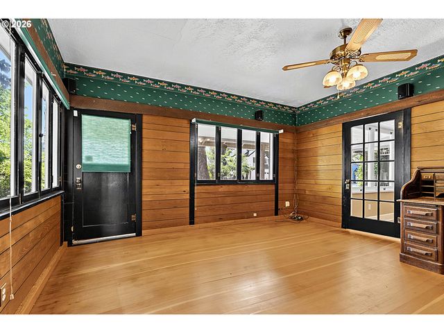1610 CAL YOUNG Rd, Eugene, OR 97401