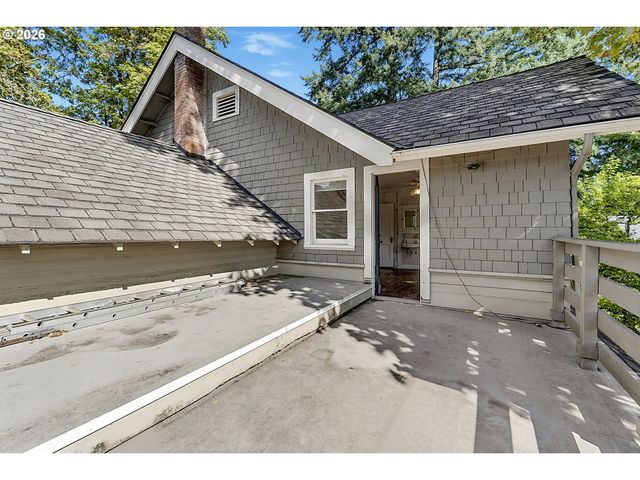 1610 CAL YOUNG Rd, Eugene, OR 97401
