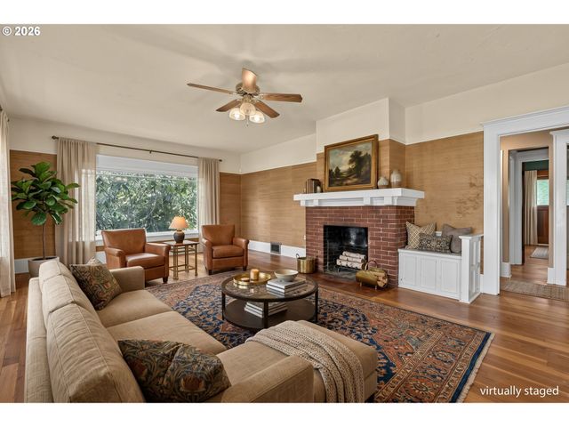 1610 CAL YOUNG Rd, Eugene, OR 97401